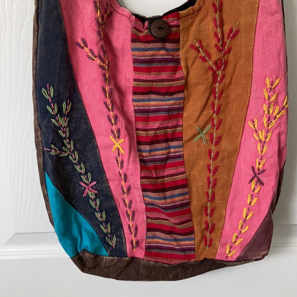 Bohemian Style Bag - Picture 4 of 9